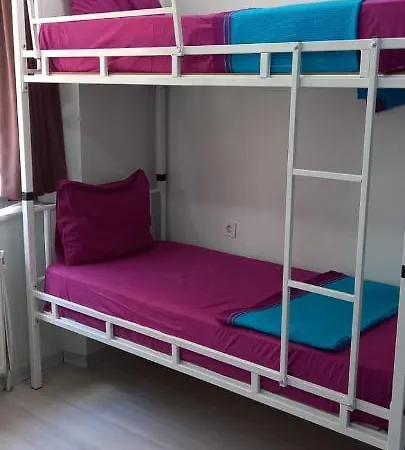 Hostel Xalila & Cafe, Men's Room, In , Isztambul