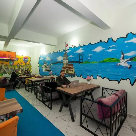 Hostel Xalila Hostel&cafe *